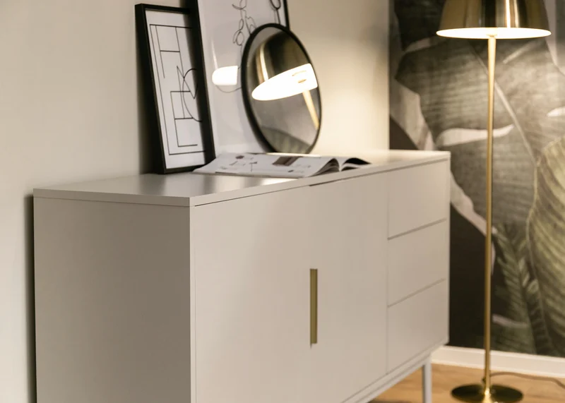 Viviaro Kommode mit zwei Türen und drei Schubladen, 154 cm, Kaschmir