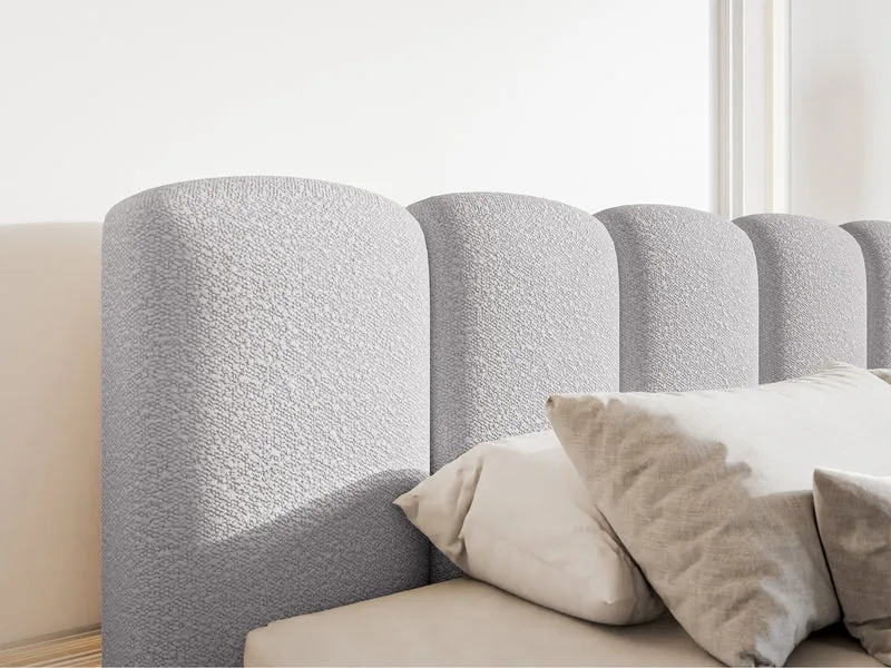 Gepolstertes Bett 160x200 cm Cloudy II mit Stauraum, hellgrauer Bouclé-Stoff, Metallrahmen