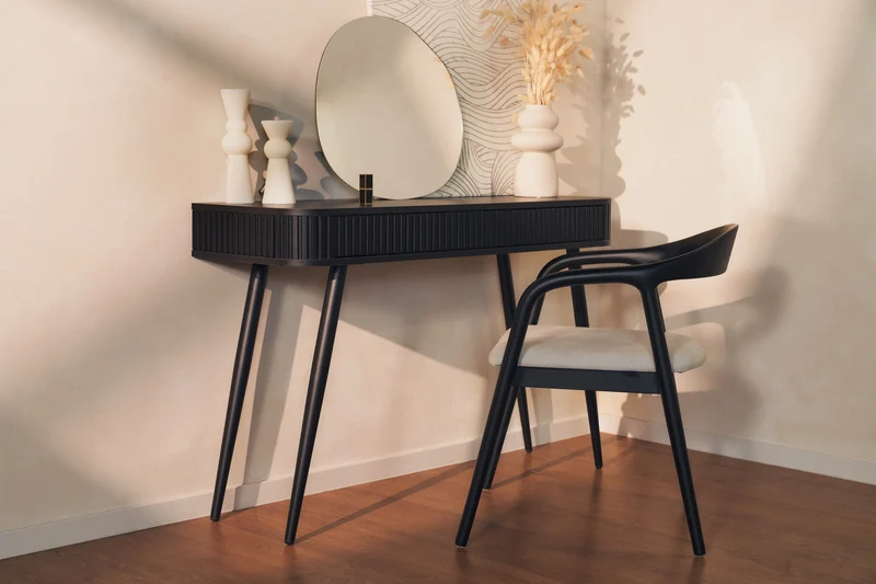 Ovarlo Schminktisch mit Rillen und zwei Schubladen, 113 cm, schwarz mit schwarzen Beinen
