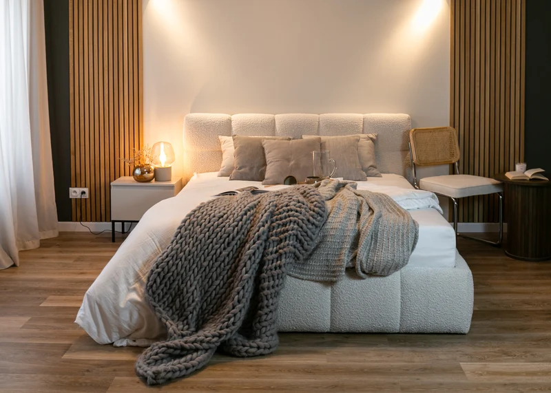 Polsterbett 160x200 cm Cloudy mit Stauraum, hellbeige Bouclé