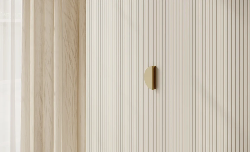 Drehtürenschrank Moonir mit langem Kleiderstange, sieben Regalen und Schubladencontainer, 150 cm, Grau-Beige