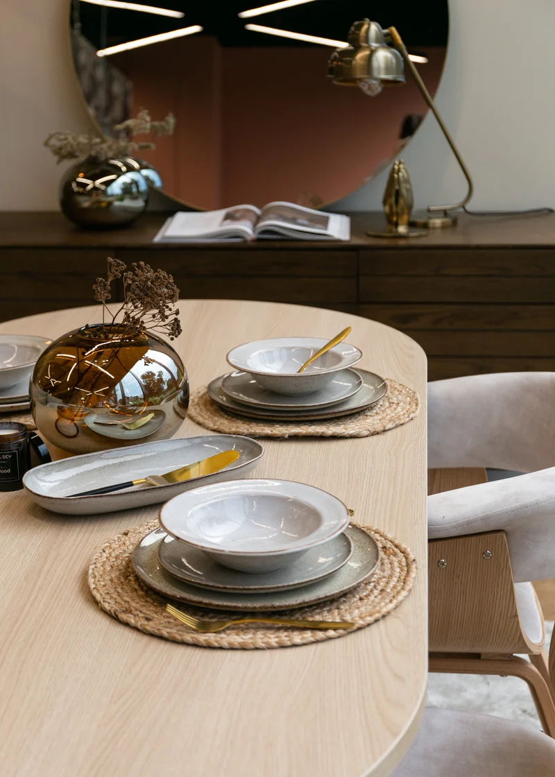 Esstisch Ovo oval 204 cm Lindberg Eiche