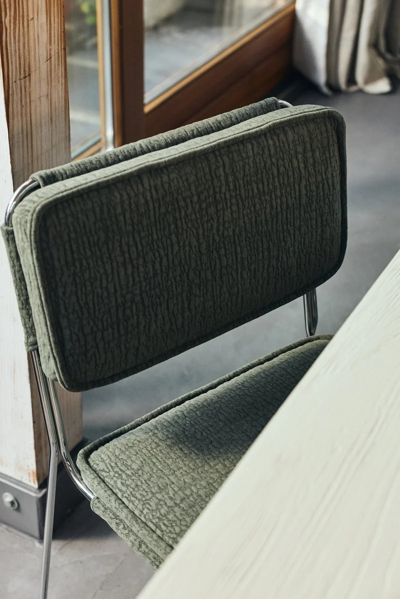 Endless dining chair: edge, wild olive
