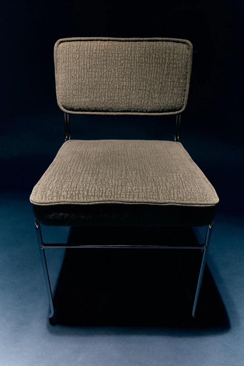 Endless dining chair: edge, wild olive