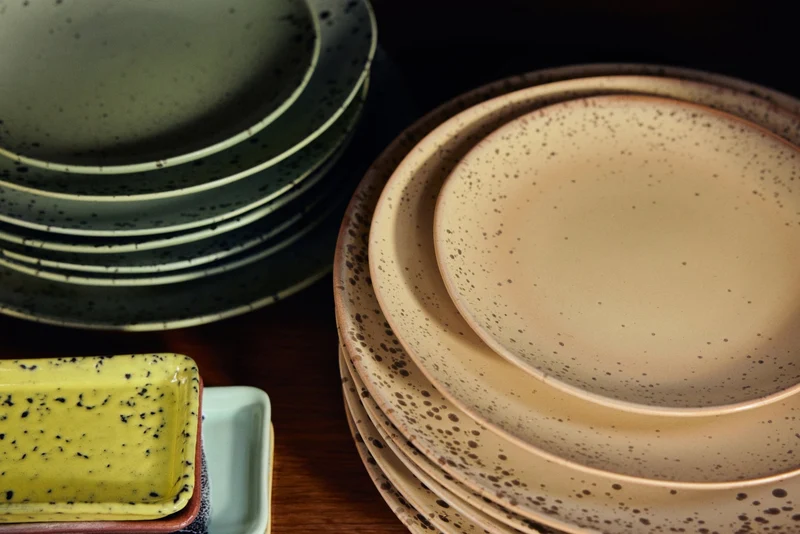 70's Ceramics: Side Plate Grit