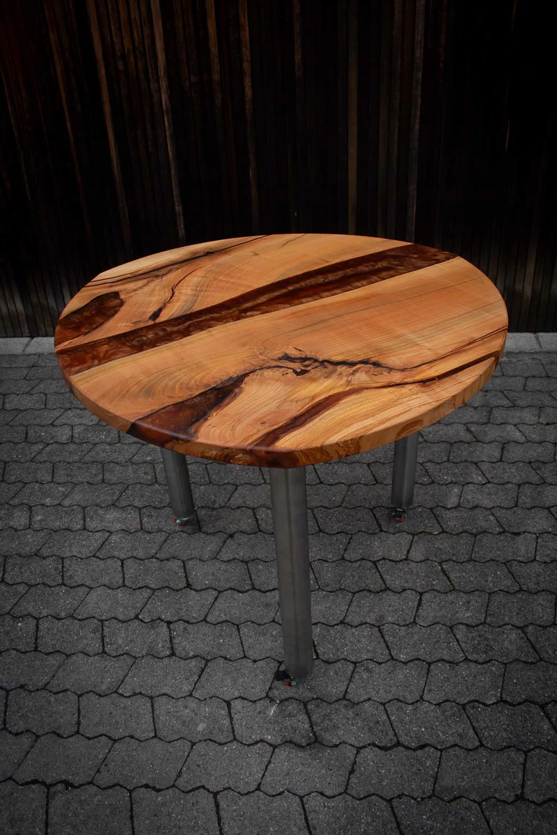 Mara - Epoxidharz Esstisch aus Kirsche mit Kupfer Harz