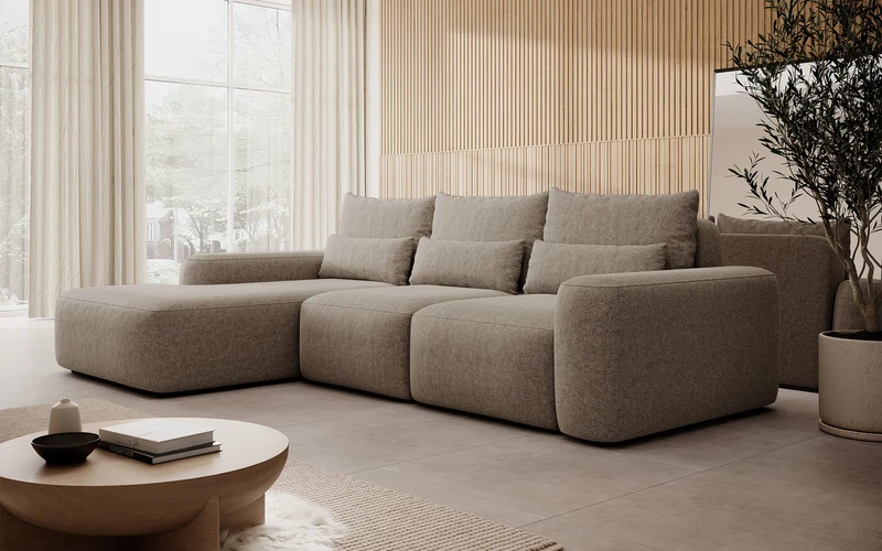 Ecksofa mit Schlaffunktion Carnos, L-förmig, mit zusätzlichen Lendenkissen, hellbrauner hydrophober Chenille-Stoff, linksseitig