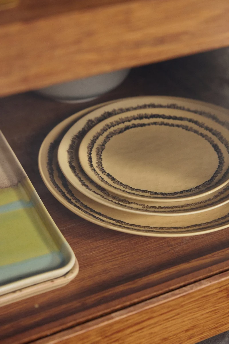 70's ceramics: Side Plate Vanilla