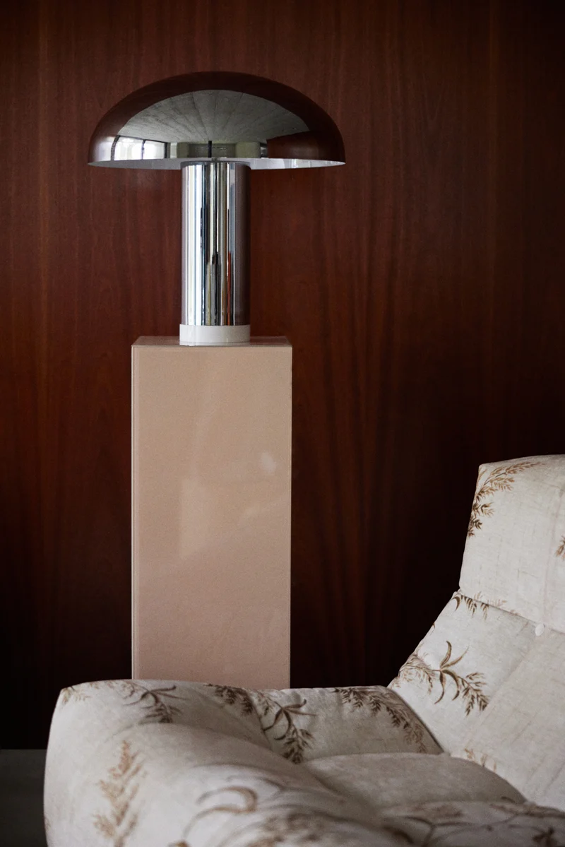 Mirror Pillar L Nude
