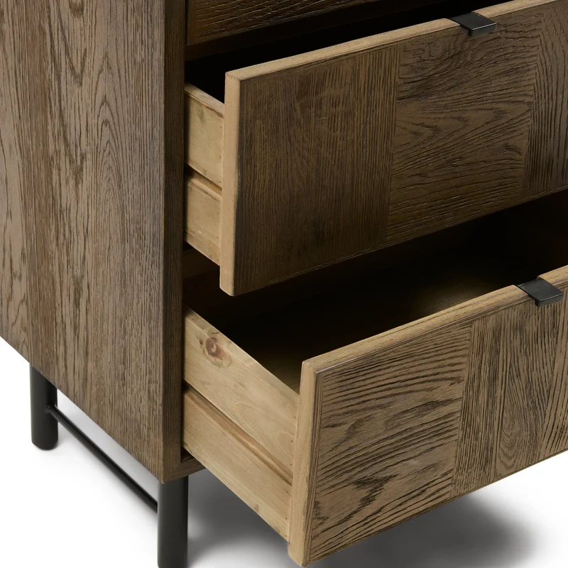 Mac Arthur Park Chest of Drawers H120