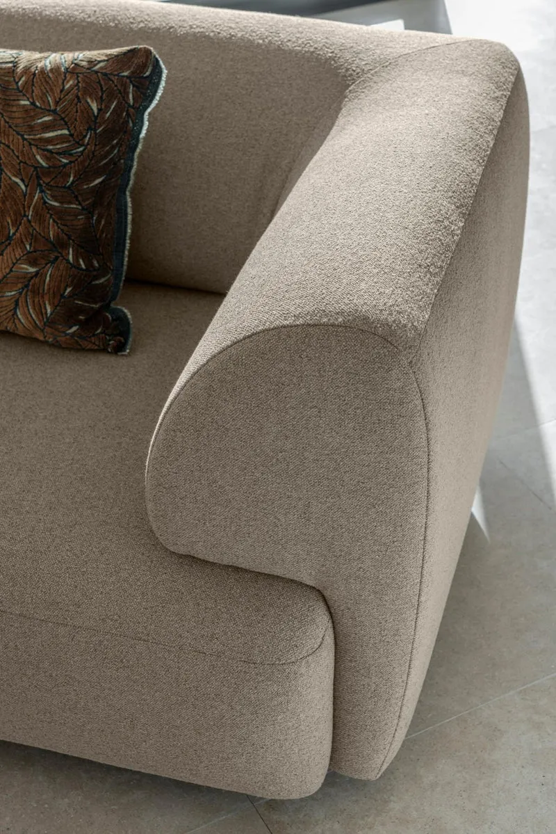 Sofa Saki