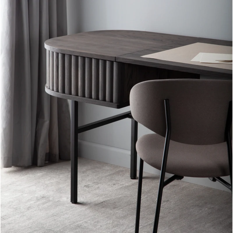 Welve - Schreibtisch 169cm | Metallgestell Schwarz - Eiche Massiv UP