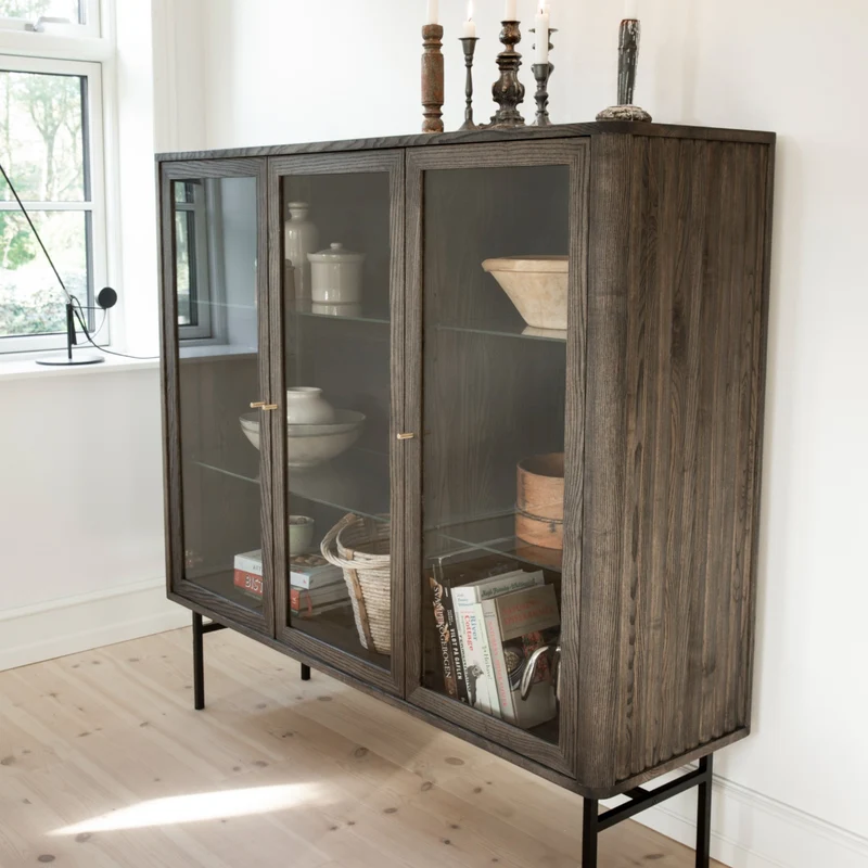 Welve - Vitrine 150cm | Metallgestell Schwarz - Eiche Massiv UP