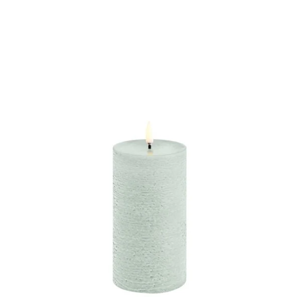 LED Stumpfkerze Dusty Green Rustic, Ø 7,8 x 15 cm