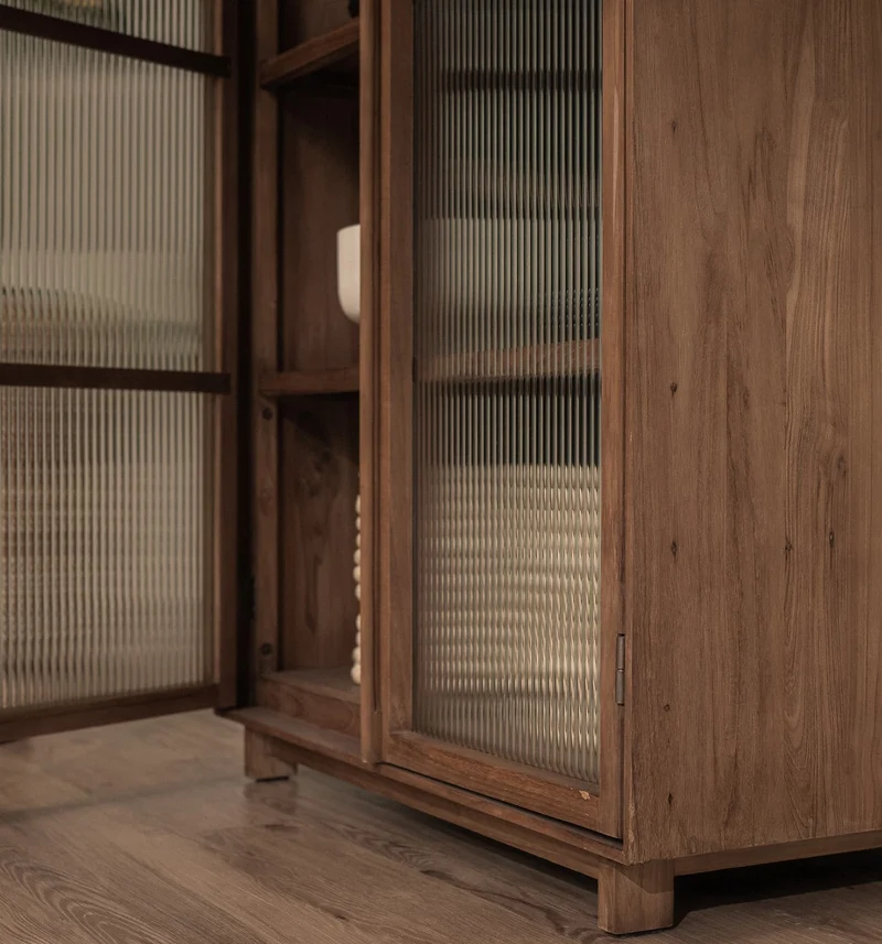 Vitrinenschrank Motion