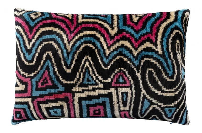 VELVET PATTERN CUSHION