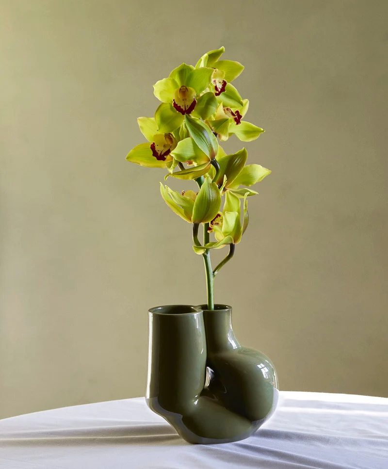 W&S Chubby Vase