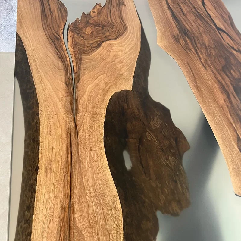Epoxidharz Tisch aus Nussbaum | Modell Hohenstein