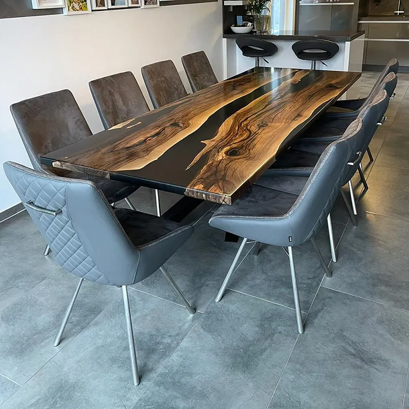 River Table aus Nussbaum | Modell Rheinfall