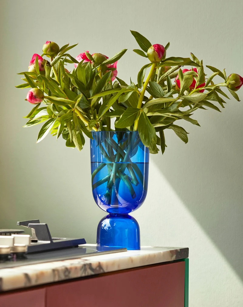 Bottoms Up Vase