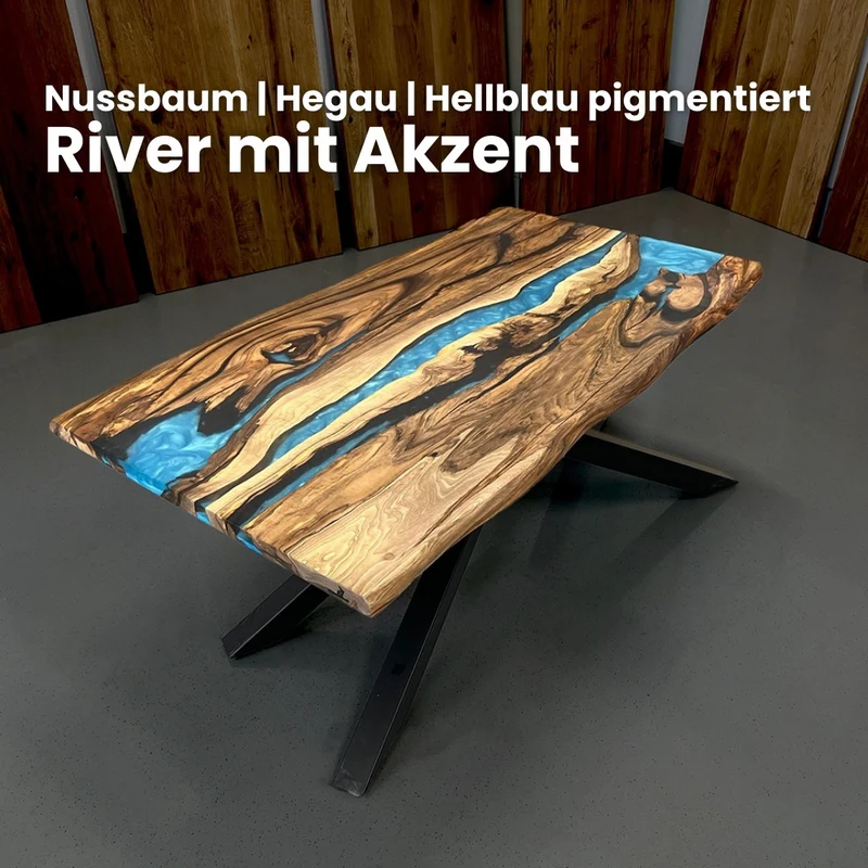 Epoxidharz Tisch aus Nussbaum hellblau pigmentiert | Modell Hegau