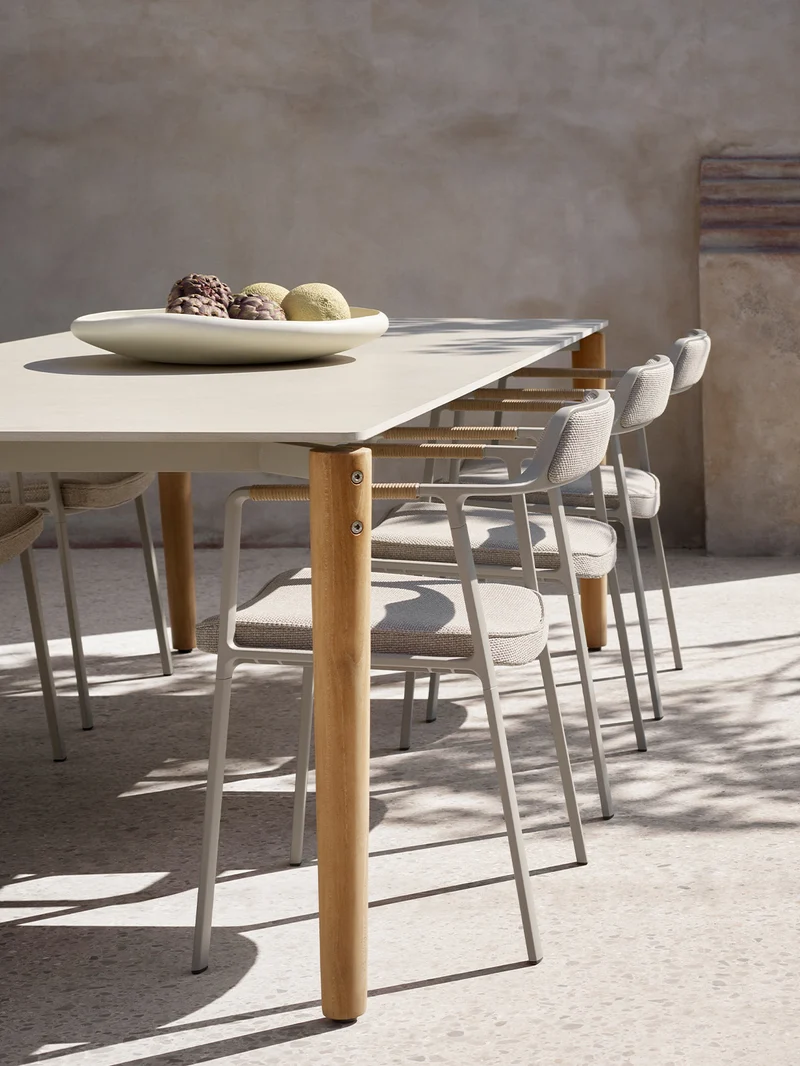 Open-Air Tisch