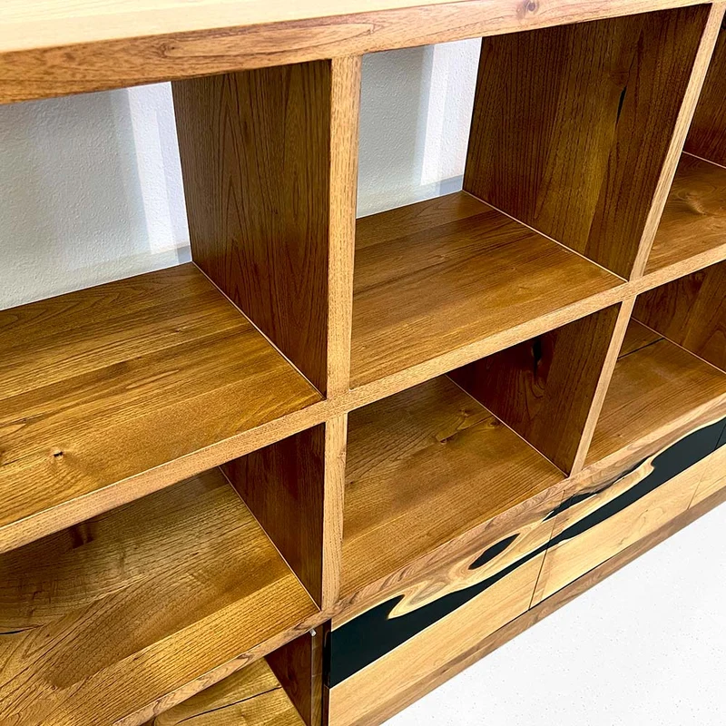 Sideboard-Regal aus Epoxidharz und Massivholz | Akazie
