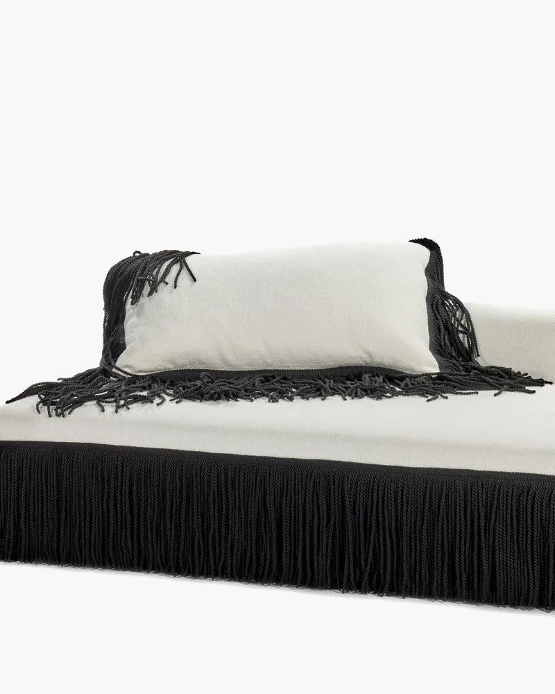 Extra cushion white with black fringes Frou