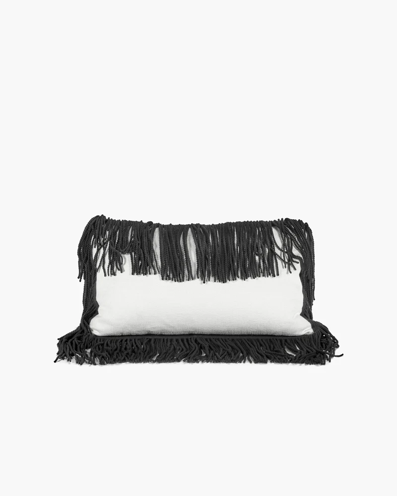 Extra cushion white with black fringes Frou