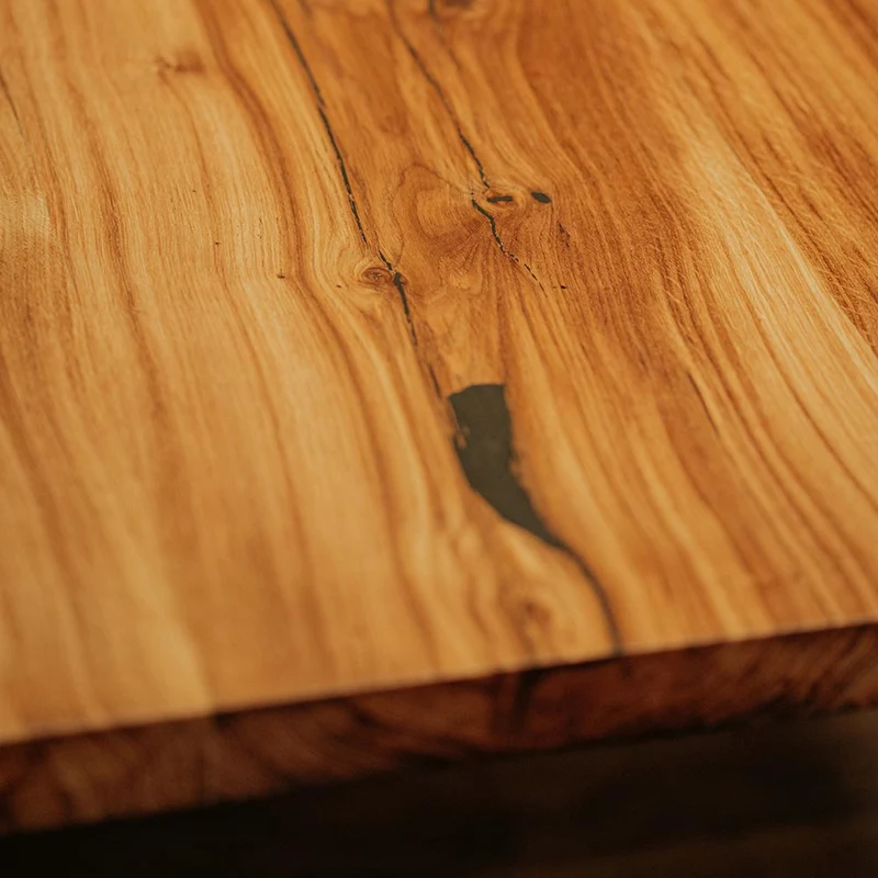 Logo Holztisch Eiche gerade Kante und Kreuzgestell | Modell Schwarzwald