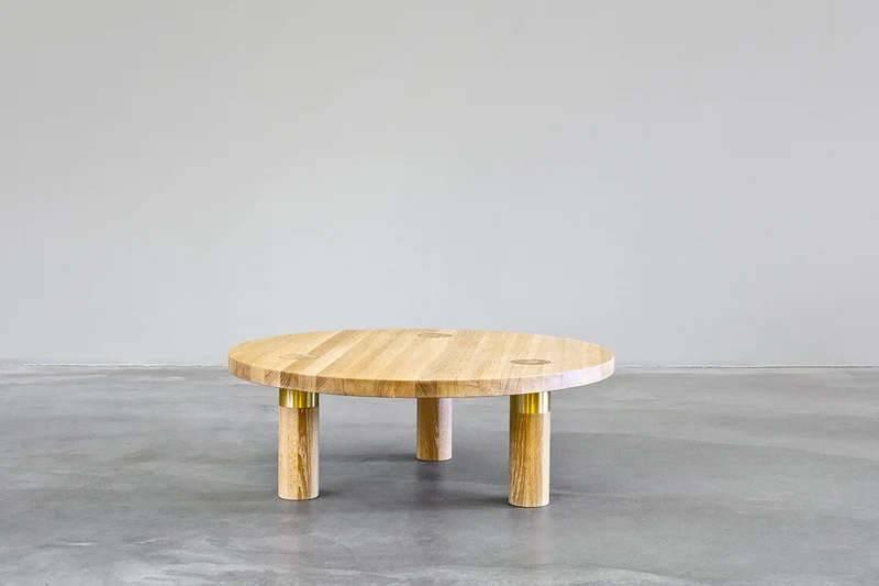 Pole Table round Couchtisch