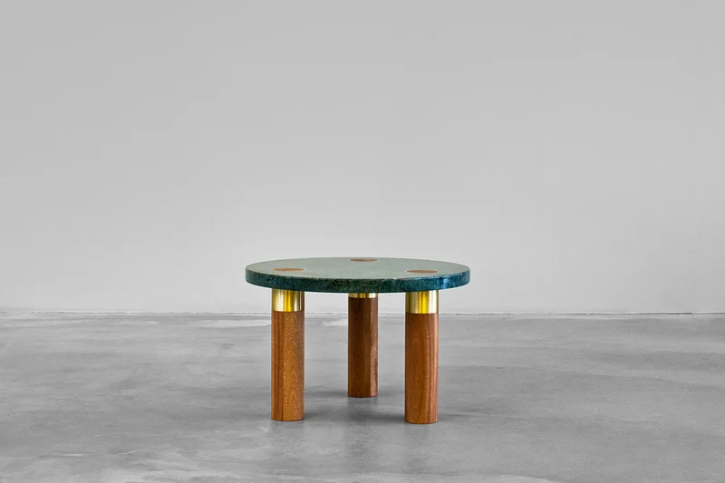 Pole Table round Couchtisch