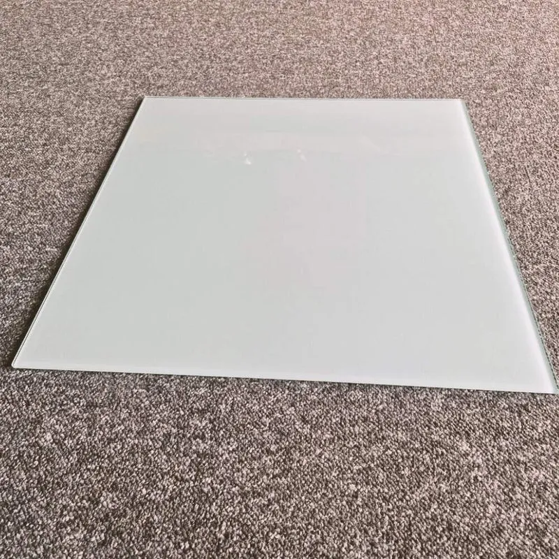 Glasplatte TERRY 75x75cm weiss/milchglas 8mm gehärtetes Glas