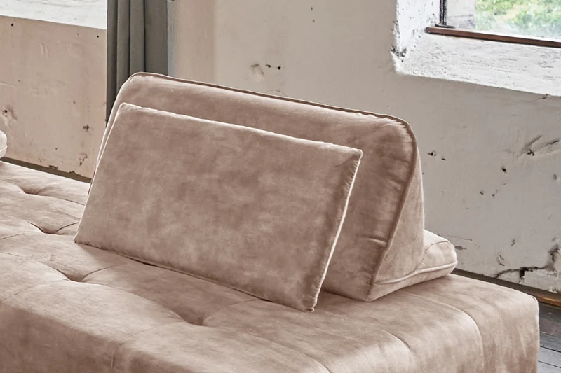 KAWOLA Rückenkissen WIOLO velvet taupe