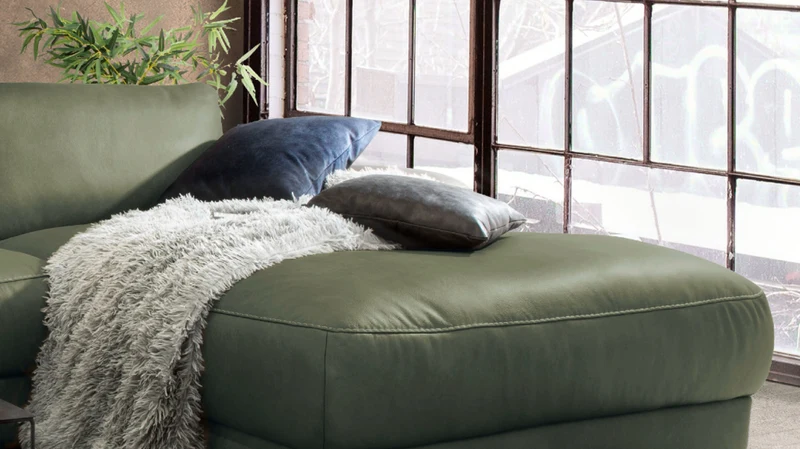 KAWOLA Sofa LOLA Ecksofa Leder moosgrün mit motorischer Relaxfunktion