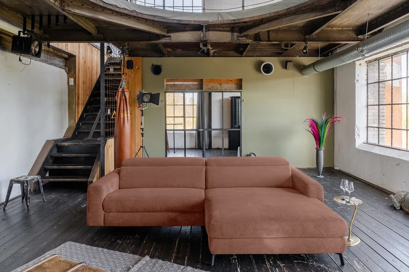 KAWOLA Sofa LAISKA Ecksofa Relaxfunktion teilmotorisch Cord rost
