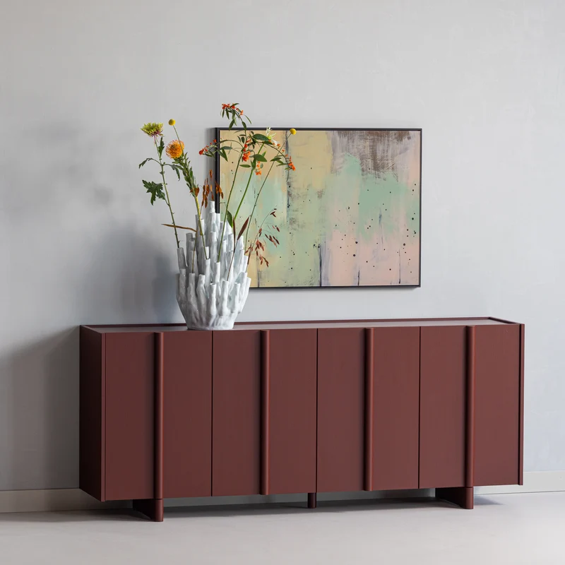 Basu Sideboard aus Kiefernholz in Bordeauxrot
