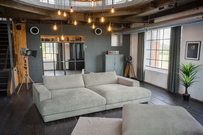 KAWOLA Big Sofa MADELINE Cord hellgrau mit Hocker und 4 Zierkissen