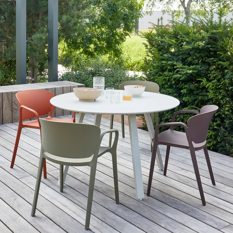 Auke buitentafel aluminium mist 75xø120 cm