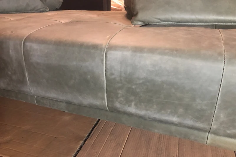B-Ware KAWOLA Sofa WIOLO Schlafsofa Daybed Leder moosgrün