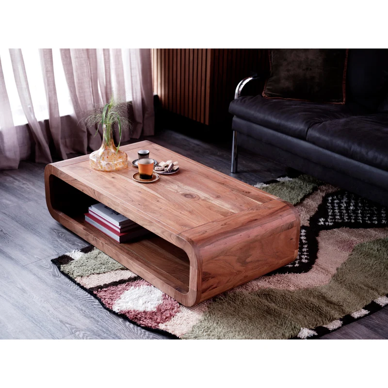 Kin Couchtisch aus naturbelassenem Akazienholz