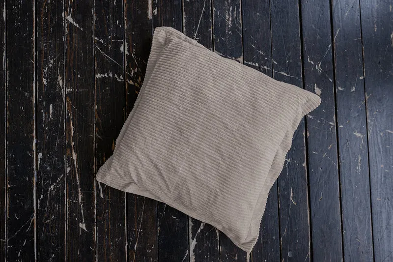 KAWOLA Flatterkissen MADELINE Cord taupe 75x75cm