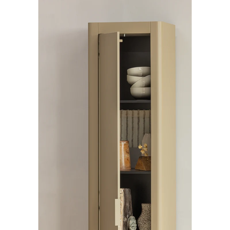 Gunnar schmaler hoher Schrank aus Kiefernholz