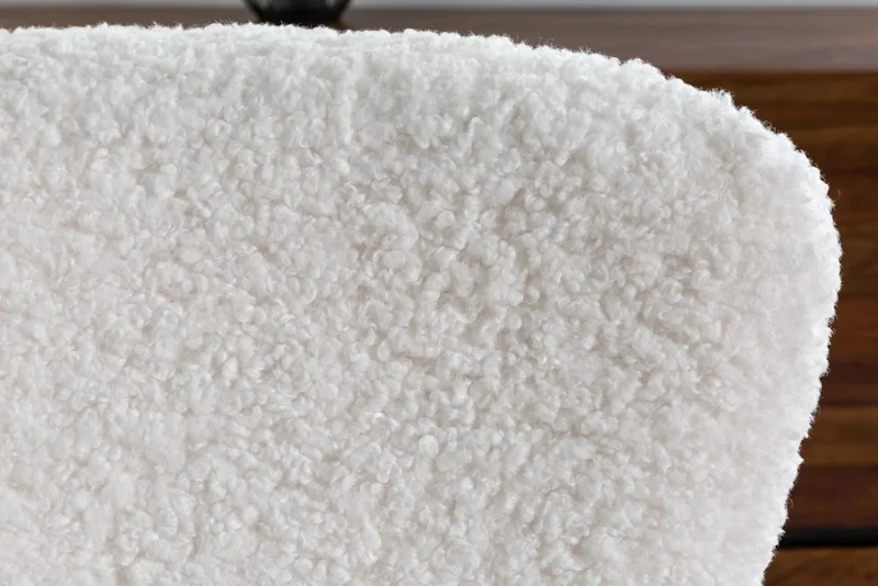 Bequemer Schaukelstuhl HYGGE weiss Bouclé Sessel