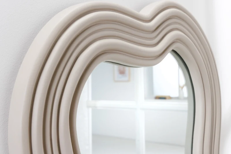 Extravaganter Design Spiegel 100x52cm DIVINA greige