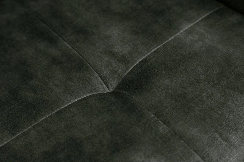 Eleganter Drehstuhl HORA Samt dunkelgrün Retrostil Armlehnen