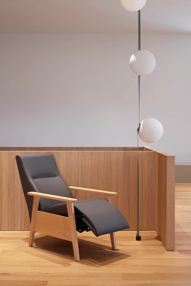 Premcare Pflegesessel IDA | ergonomischer Sessel - Mechanisch verstellbar