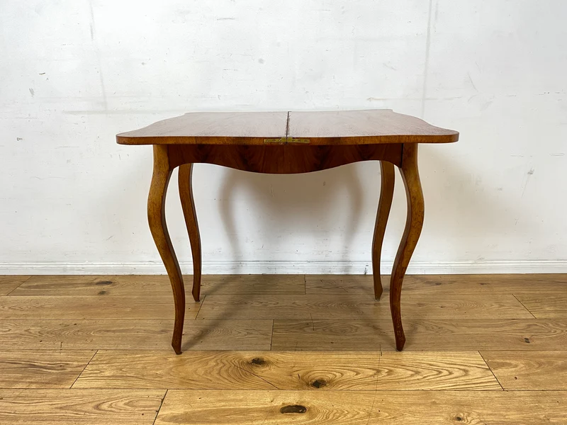Eleganter aufklappbarer antiker Spieletisch in edlem Walnuss I Tisch Konsolentisch Konsole Esstisch Küchentisch Spieltisch Schreibtisch Jugendstil Chippendale Vintage I