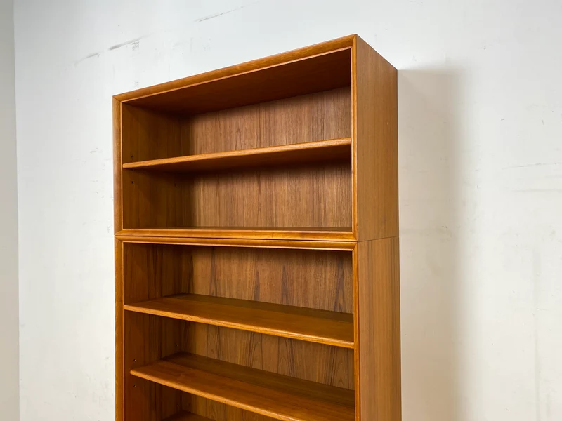 Hochwertiger Vintage Bücherschrank von Strobeck in skandinavischem Stil I Teakholz I Regal Bücherregal Holzregal Kommode Danish Design Mid-Century Vintage Teak 70er I