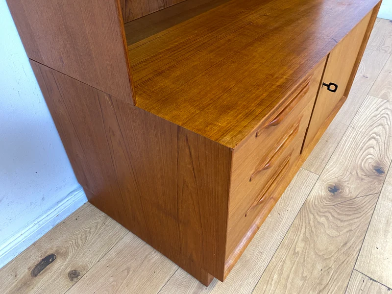 WMK I Hochwertiger Vintage Bücherschrank von Strobeck in skandinavischem Still mit Schubladen I Teakholz I Bücherregal Regal Holzregal Danish Design Mid-Century Vintage Teak I